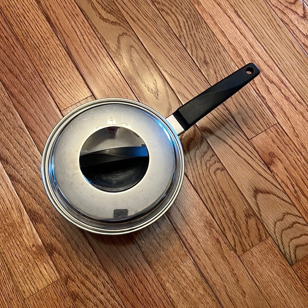 FLINT WARE COOPER POT W/LID